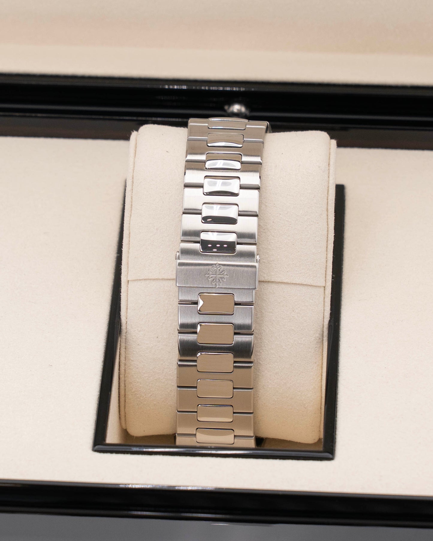 Patek Philippe Nautilus 40.50mm 5726/1A-010 White Dial 2013