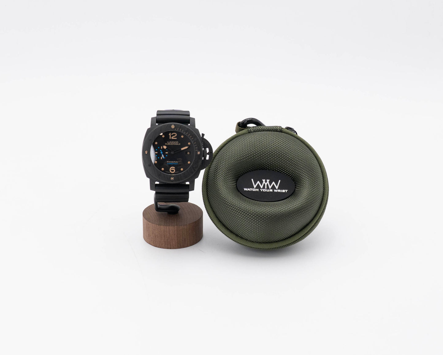 Panerai Luminor Submersible 1950 Carbotech 47mm PAM00616 3 Days Automatic