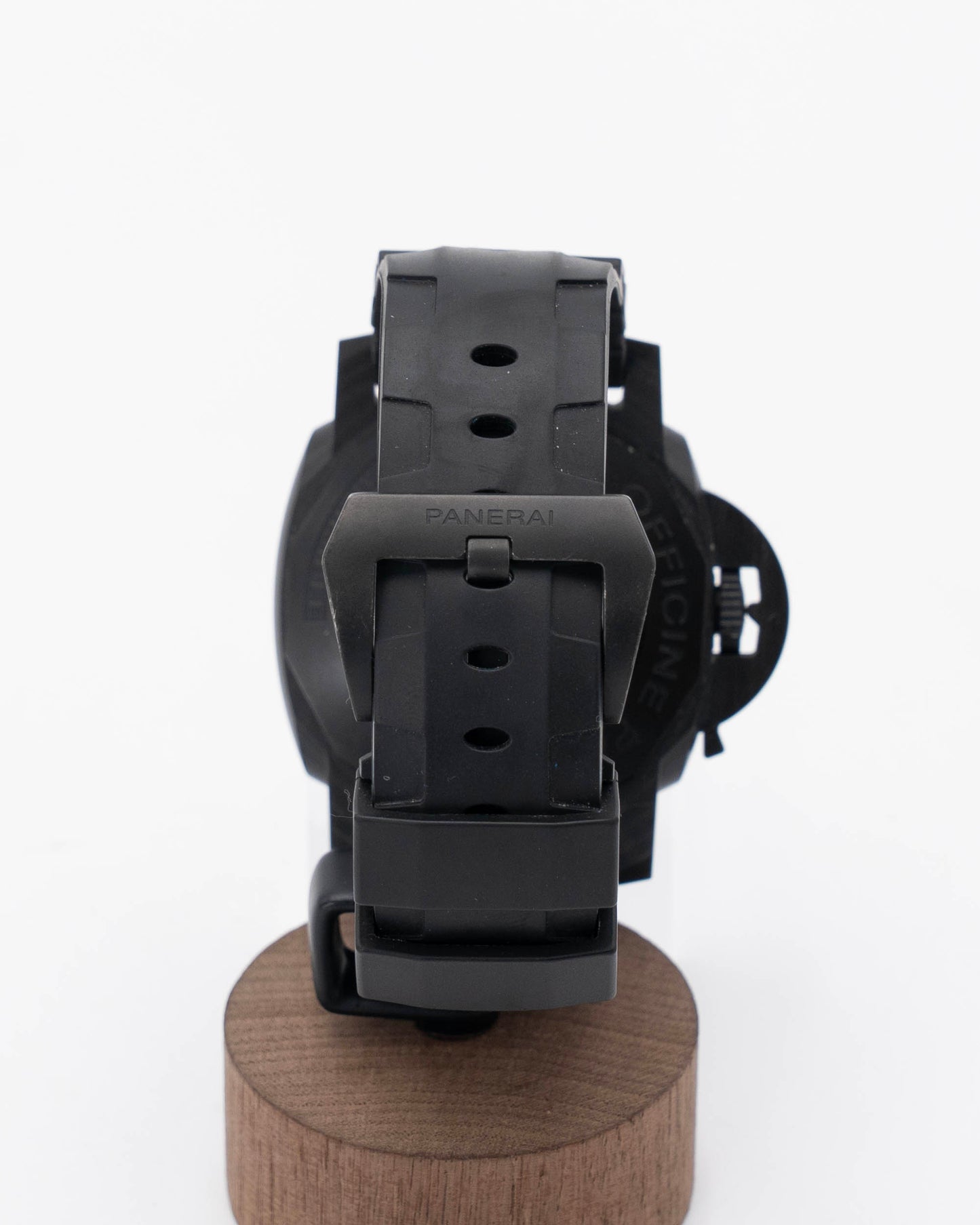 Panerai Luminor Submersible 1950 Carbotech 47mm PAM00616 3 Days Automatic