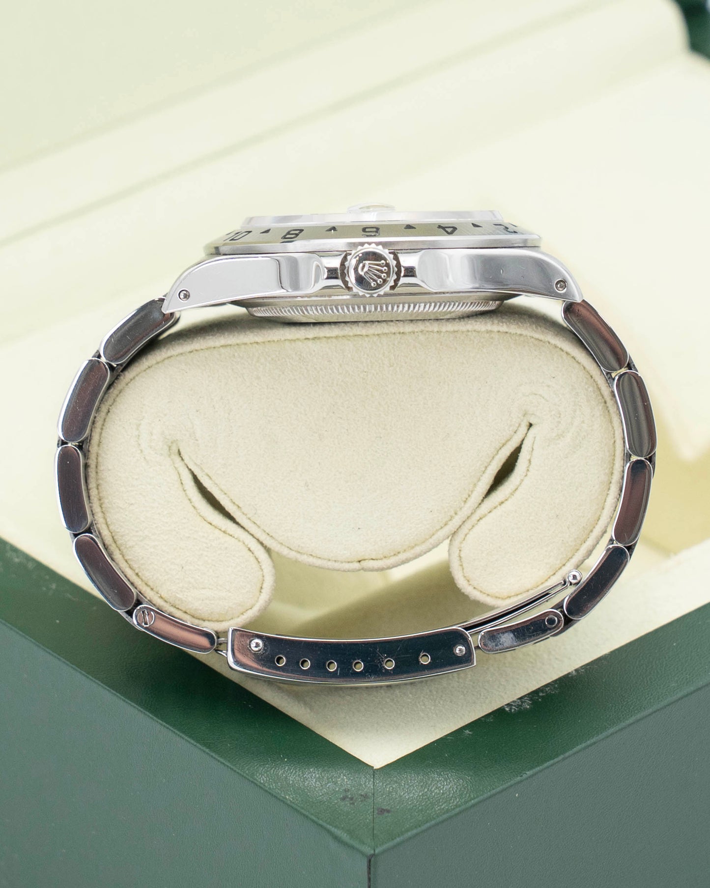 Rolex Explorer II 40mm 16570 White Dial Stainless Steel SERVICE CARD