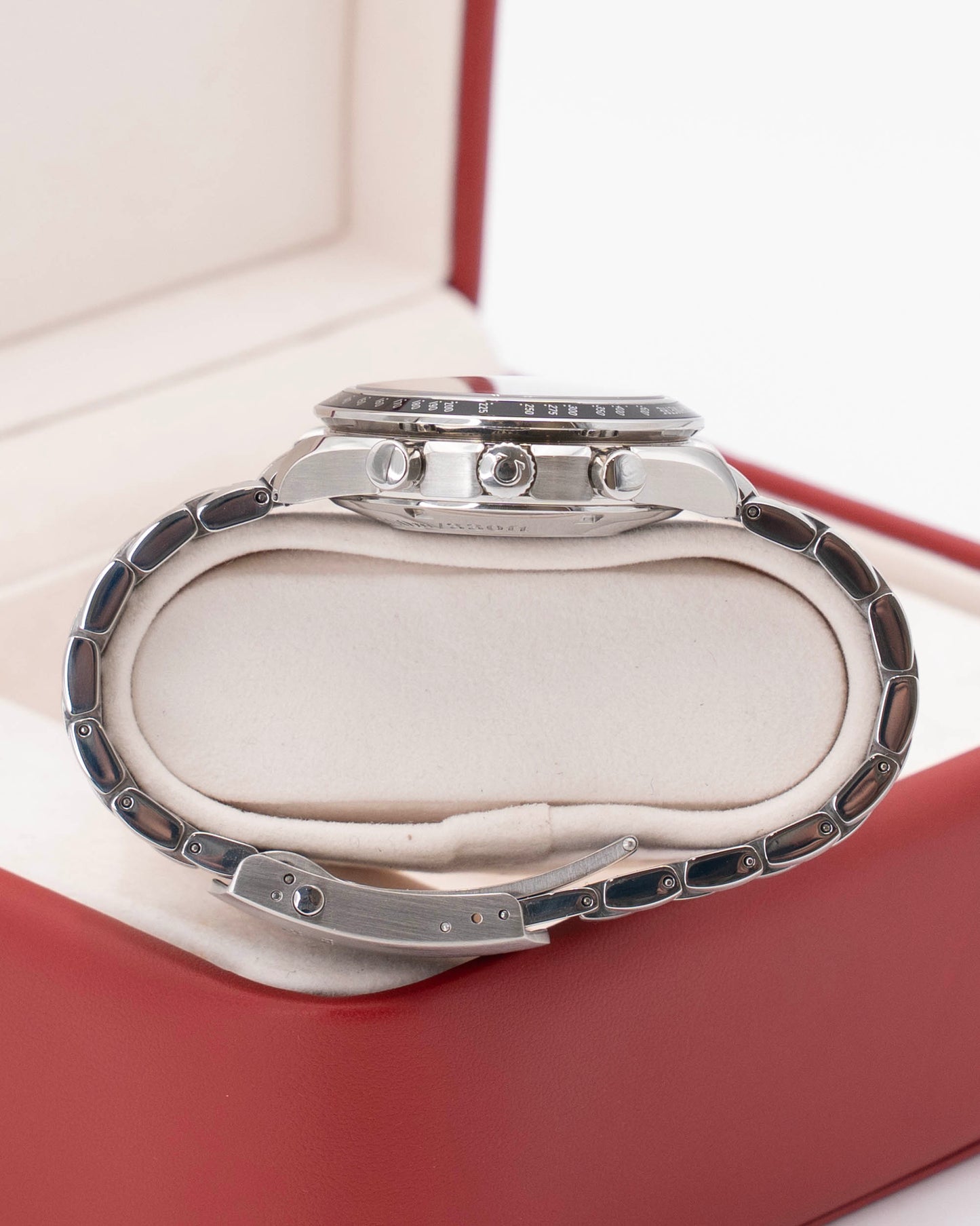 Omega Speedmaster Date 40mm 3210.51.00 Reverse Panda Automatic 2014