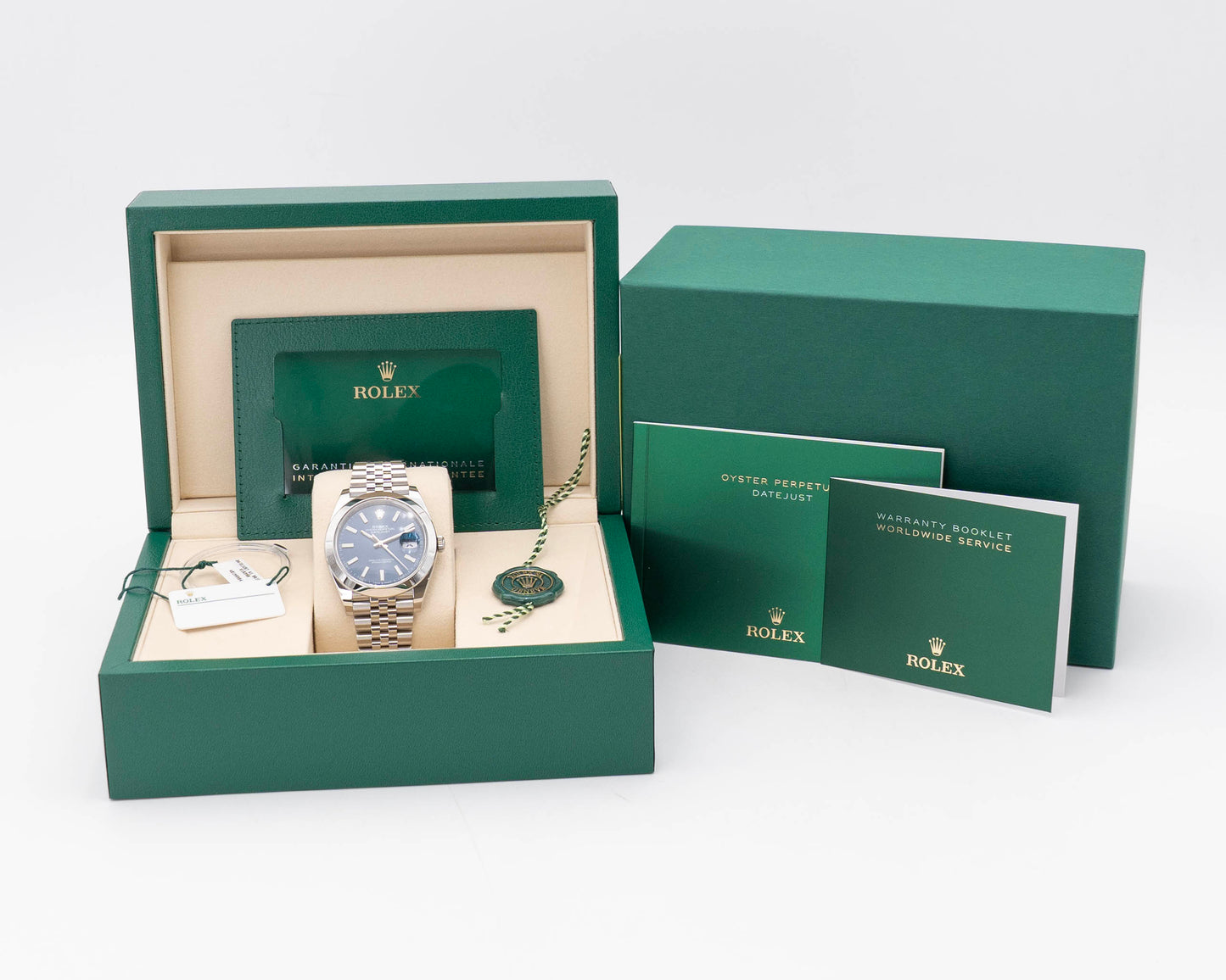 Rolex Datejust 41mm 126300 Blue Stick Dial Smooth Bezel Jubilee 2025
