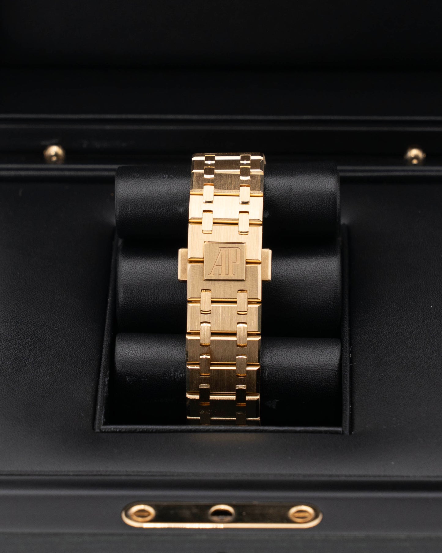 Audemars Piguet 33mm 67651BA Yellow Gold Blue Dial Diamond Bezel  (67651ba.zz.1261ba.02)