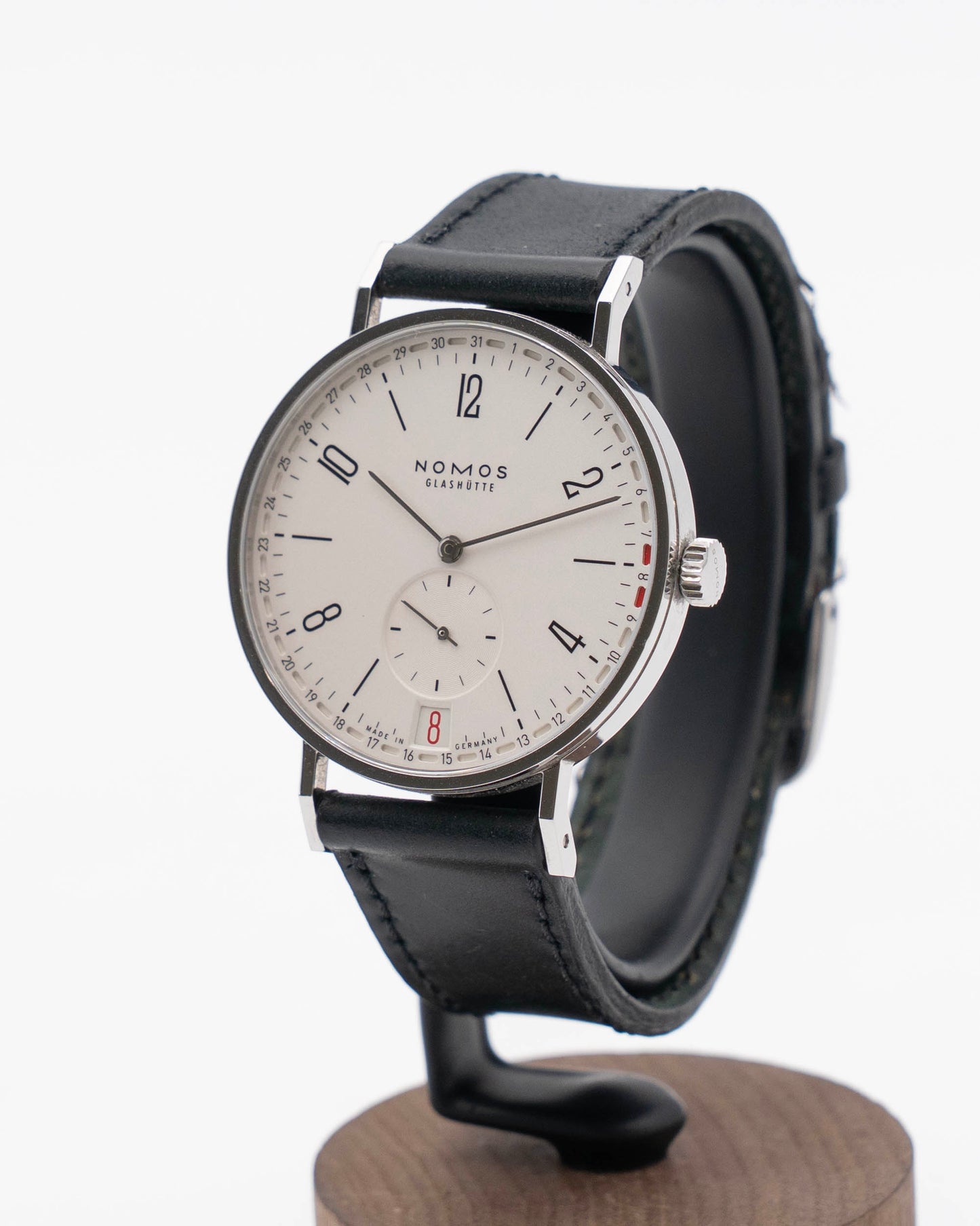 Nomos Glashütte Tangente 2Date 37.5mm 135/25119 White 2025