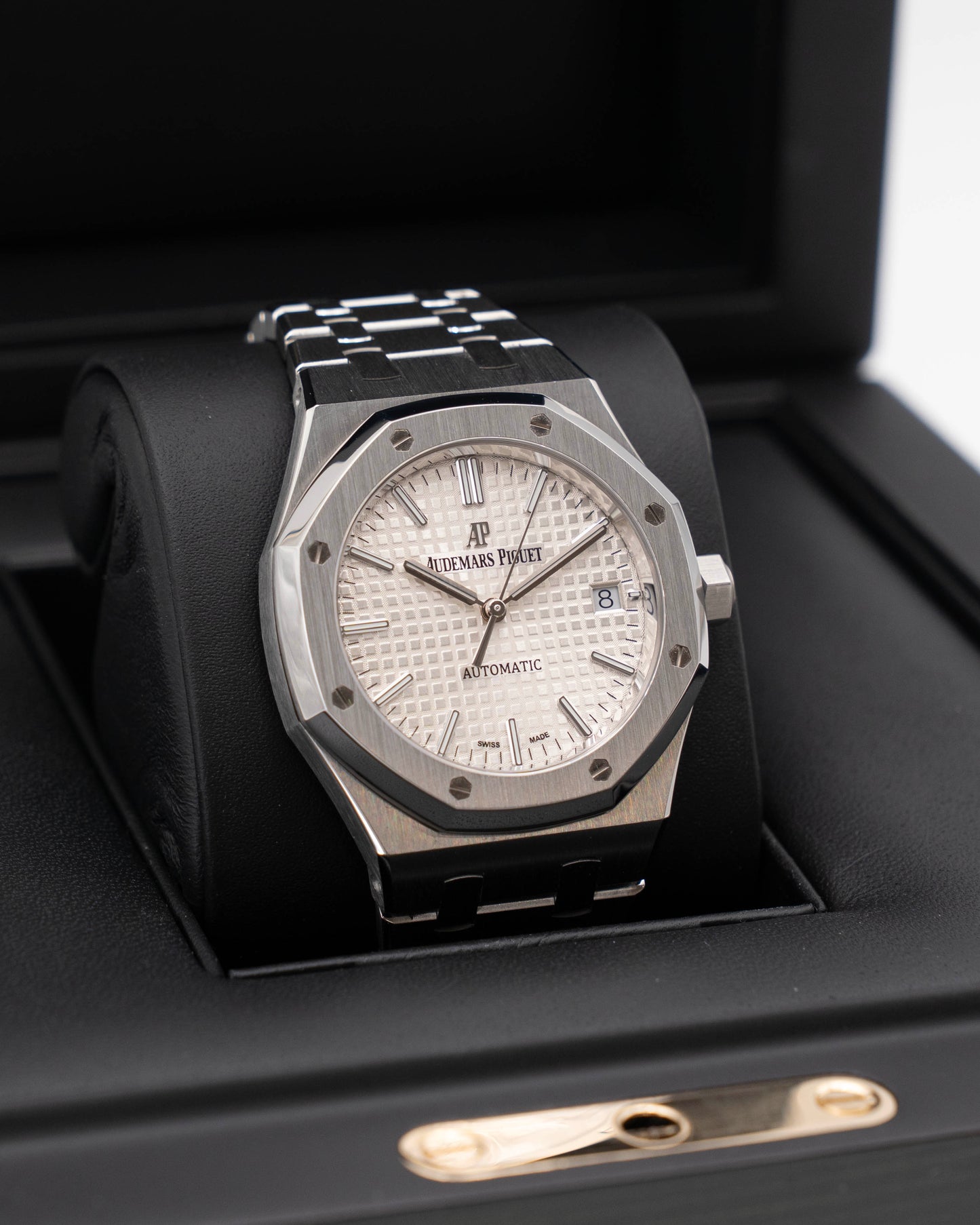 Audemars Piguet Royal Oak 37mm 15450ST White