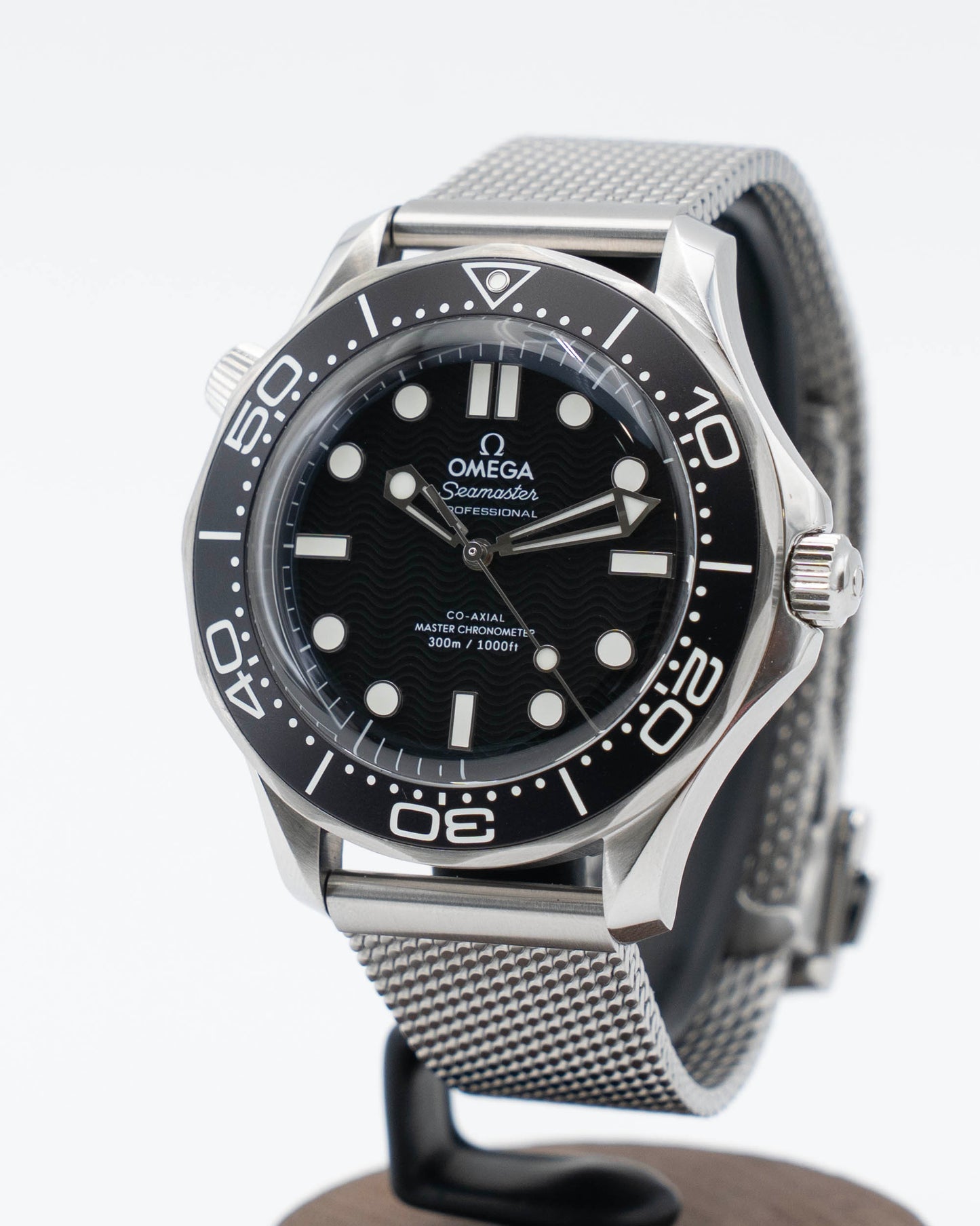 Omega Seamaster Diver 300m 42mm 210.30.42.20.01.010 Black 2025