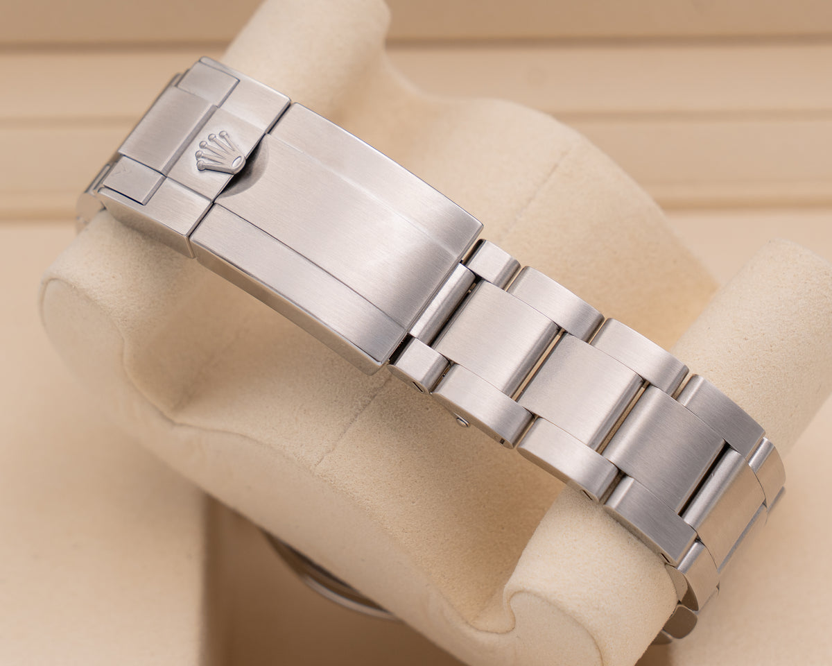 Rolex Explorer II 42mm 226570 Polar 2024