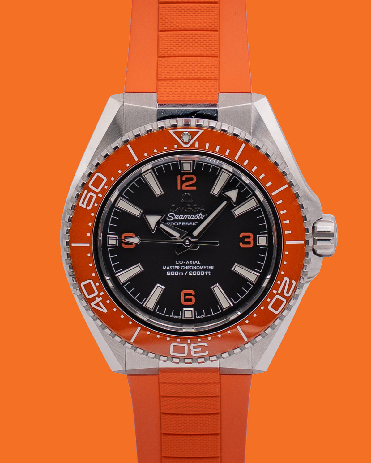 Omega Seamaster Planet Ocean 600M 42mm 217.32.42.21.01.004 Orange Bezel Black Dial Orange Strap 2025