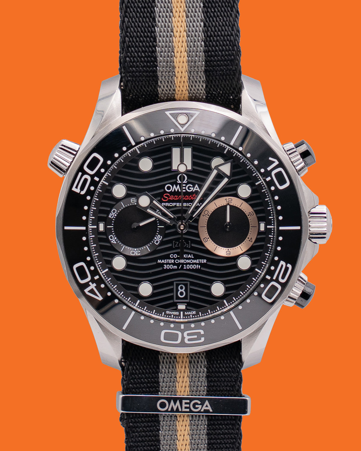 UNWORN Omega Seamaster Diver 300M "007 First Light" 44mm 210.32.44.51.01.002 Black Dial Textile Strap 2026