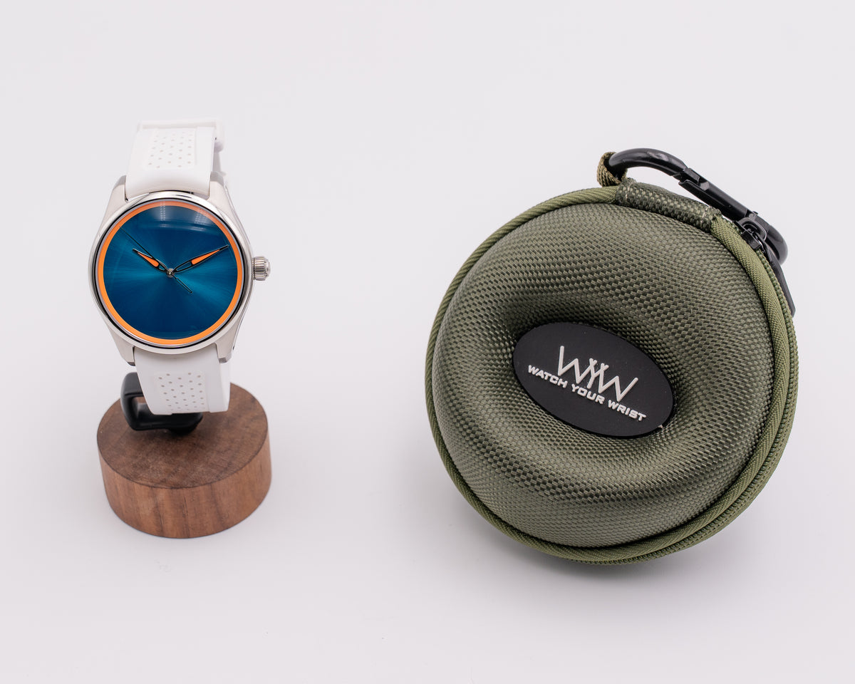 H. Moser & Cie Pioneer Centre 2025 Seconds 42.8mm 3201-1202 Spiced Aqua