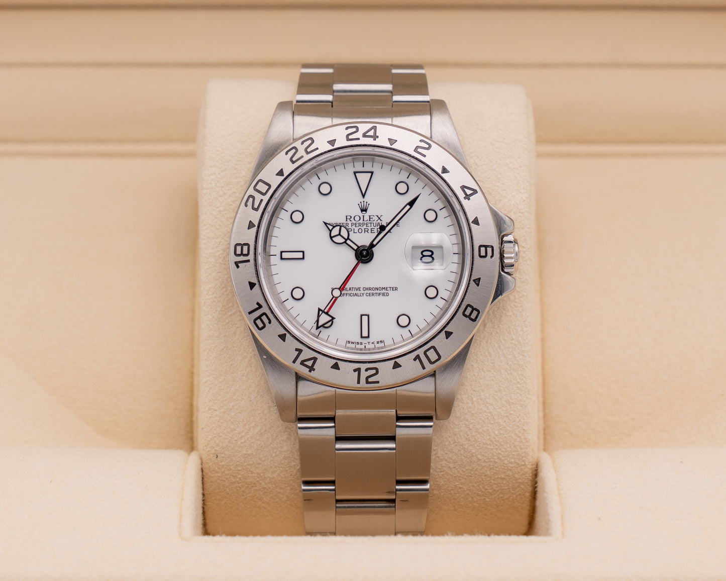 Rolex Oyster Perpetual Explorer II 40mm 16570 White Dial