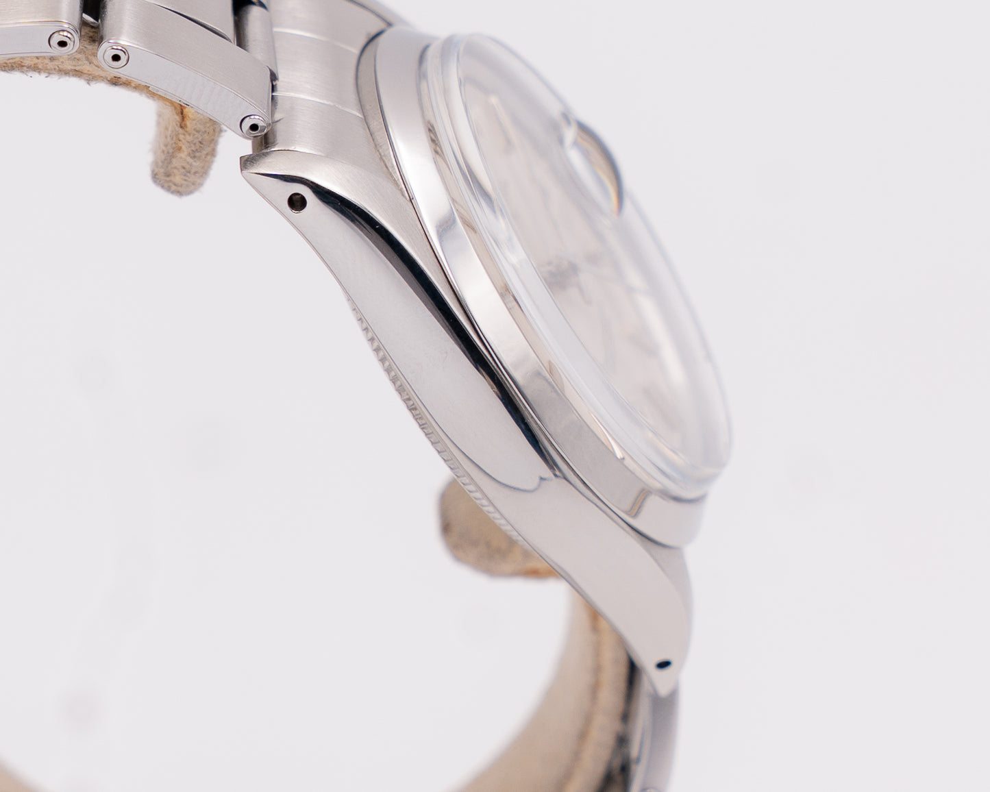 Rolex Oyster Perpetual Date 34mm 1500 Silver Dial