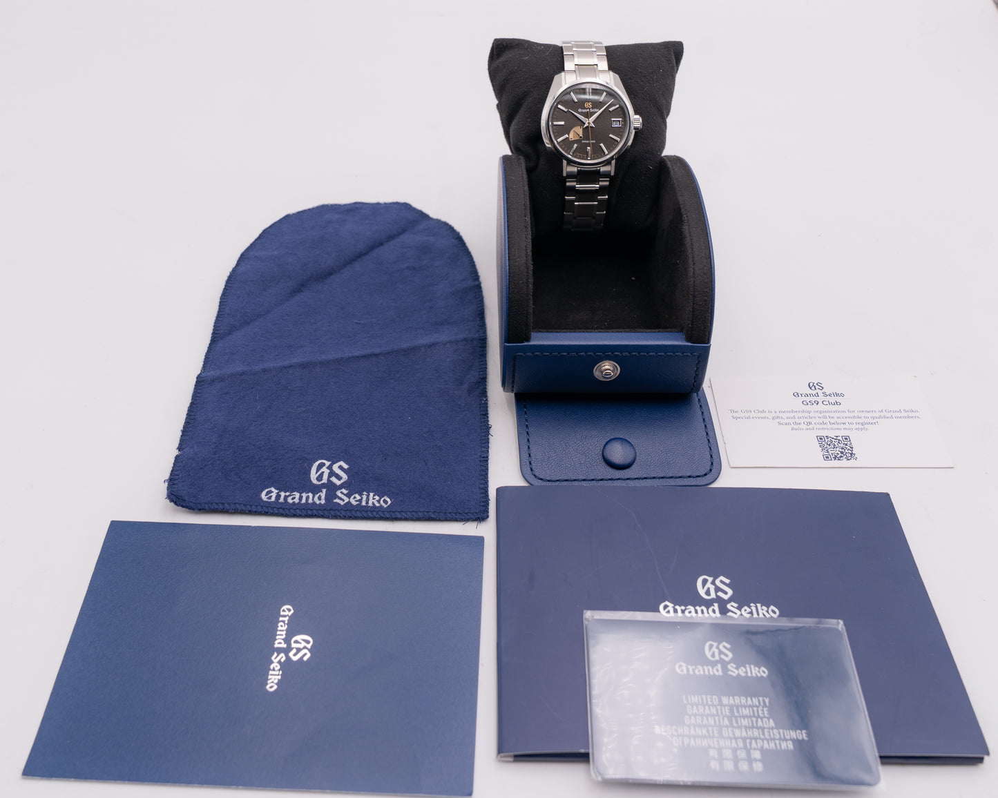 Grand Seiko Heritage 40mm SBGA489 Black Dial 2025