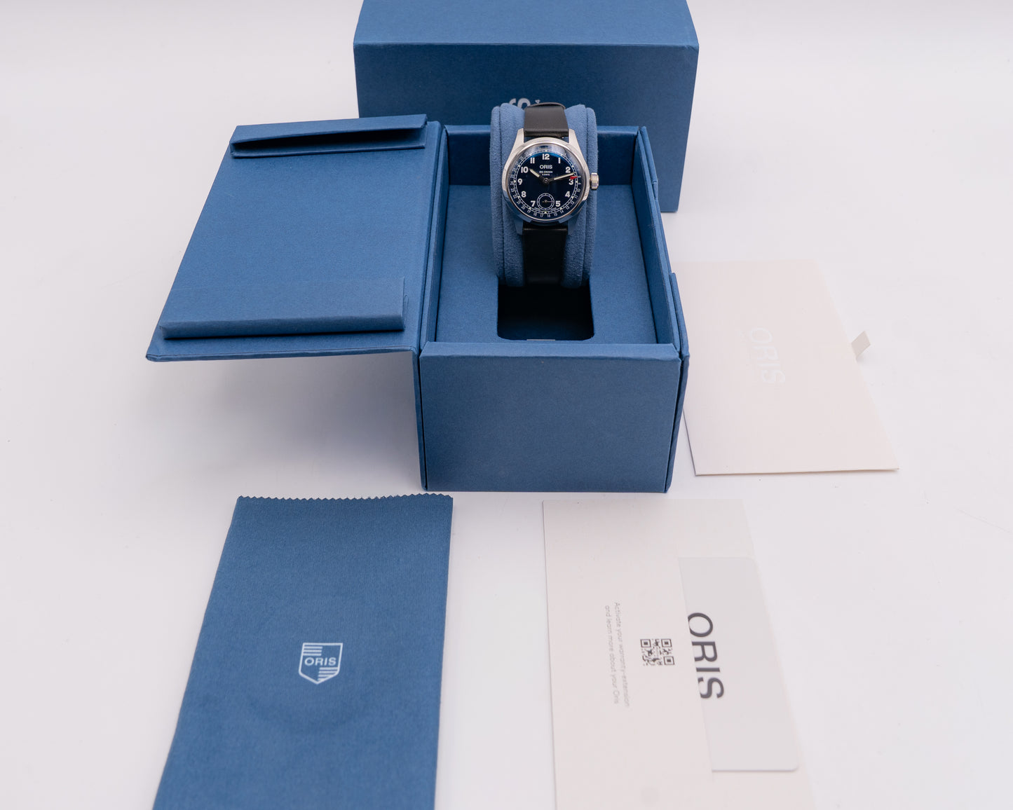 Oris Big Crown Pointer Date Calibre 403 38mm Blue Dial Leather