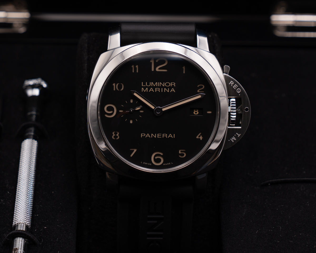Panerai Luminor Marina 44mm Pam00359 Black Dial 2011