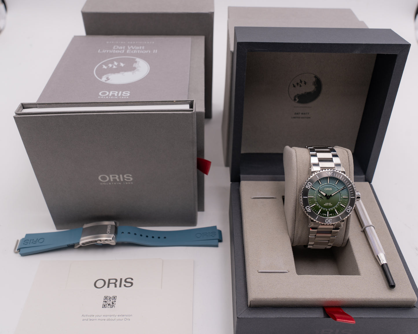 UNWORN STICKERED Oris Aquis Dat Watt Limited Edition II 43.5mm Green Dial Stainless Steel