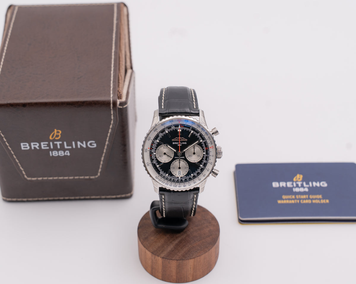 UNWORN STICKERED Breitling Navitimer B01 Chronograph 41mm AB0139 Bland Dial Chronograph