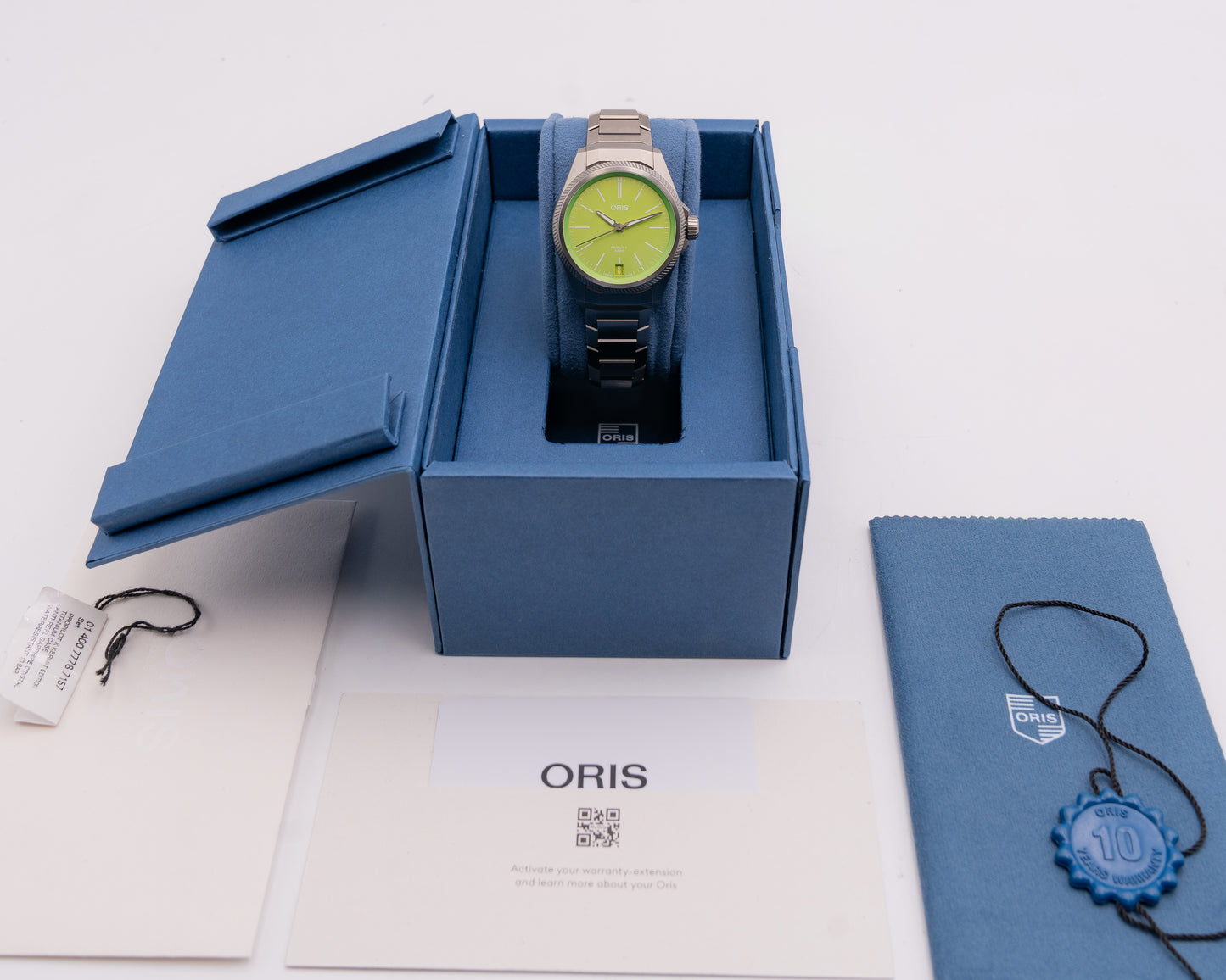 UNWORN STICKERED Oris ProPilot X Kermit Edition 39mm Green Dial Titanium