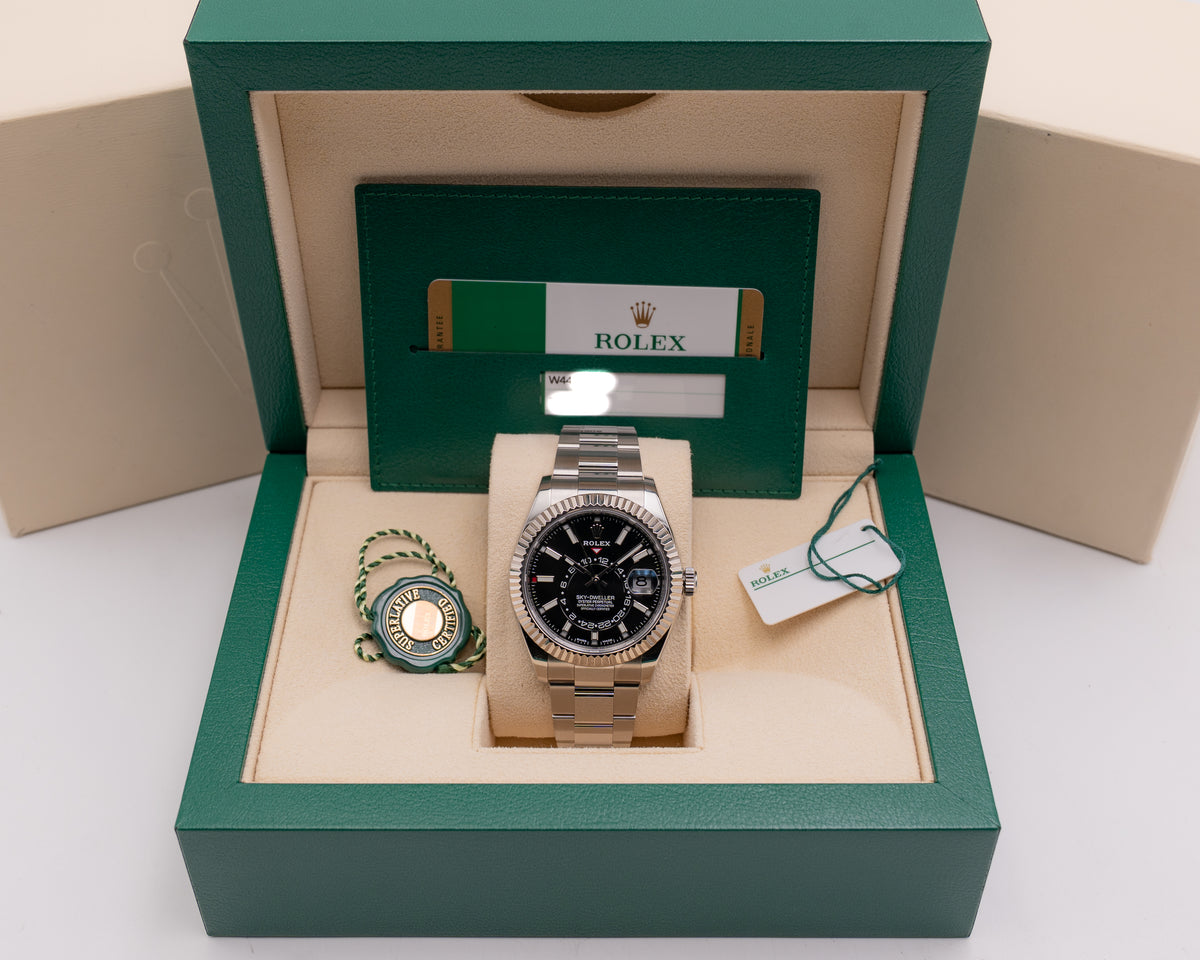 Rolex Skydweller 42mm 326934 Black on Oyster 2020
