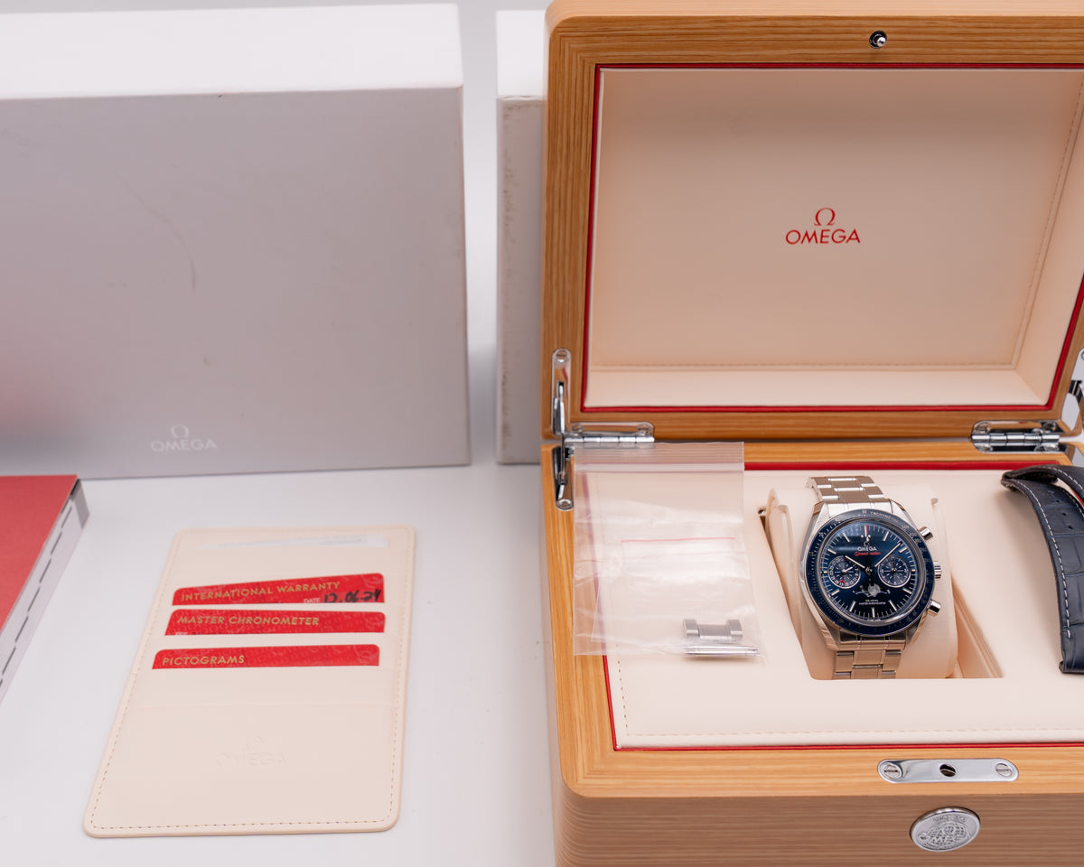 Omega Speedmaster Moonphase Chronograph Master Chronometer 44.25mm 304.33.44.52.03.001 Blue Dial 2024