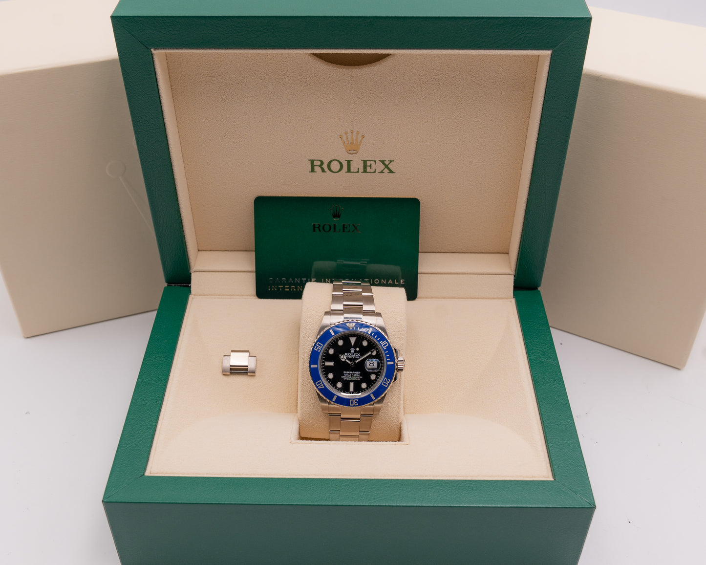Rolex Submariner Date 41mm 126619LB Cookie Monster 2021