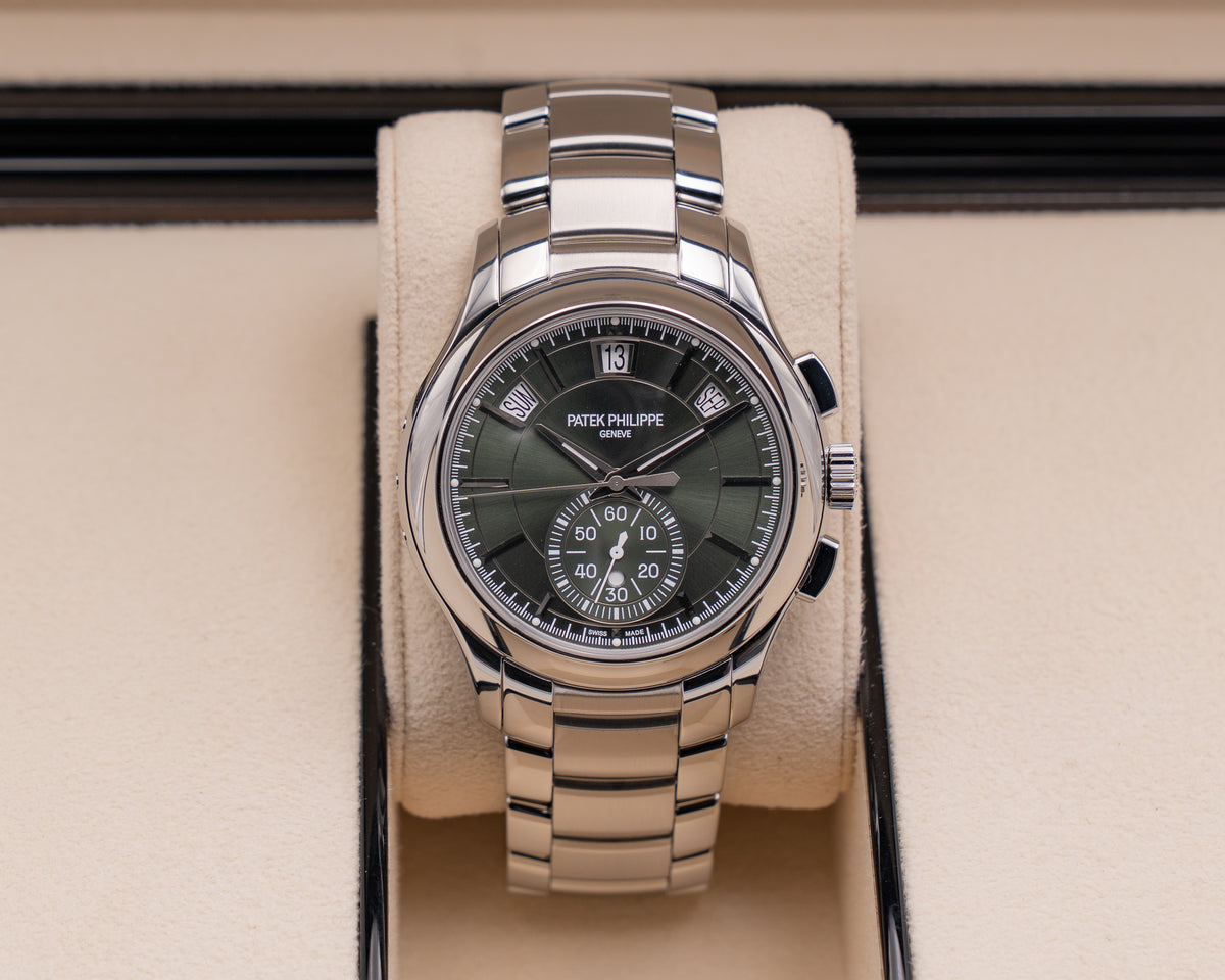 Patek Complications 42mm 5905/1A-001 Green Dial on Bracelet 2024