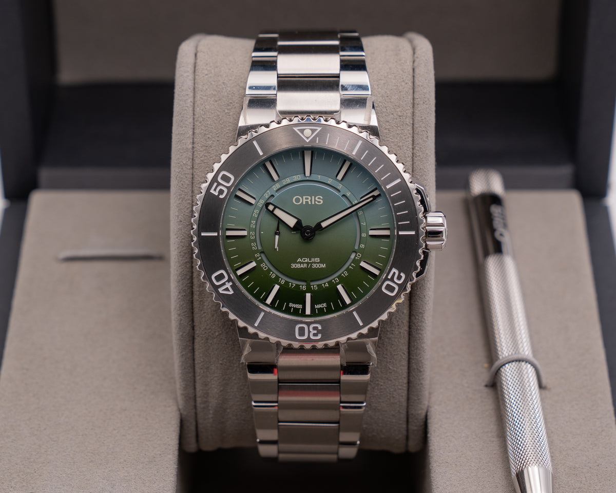 UNWORN STICKERED Oris Aquis Dat Watt Limited Edition II 43.5mm Green Dial Stainless Steel