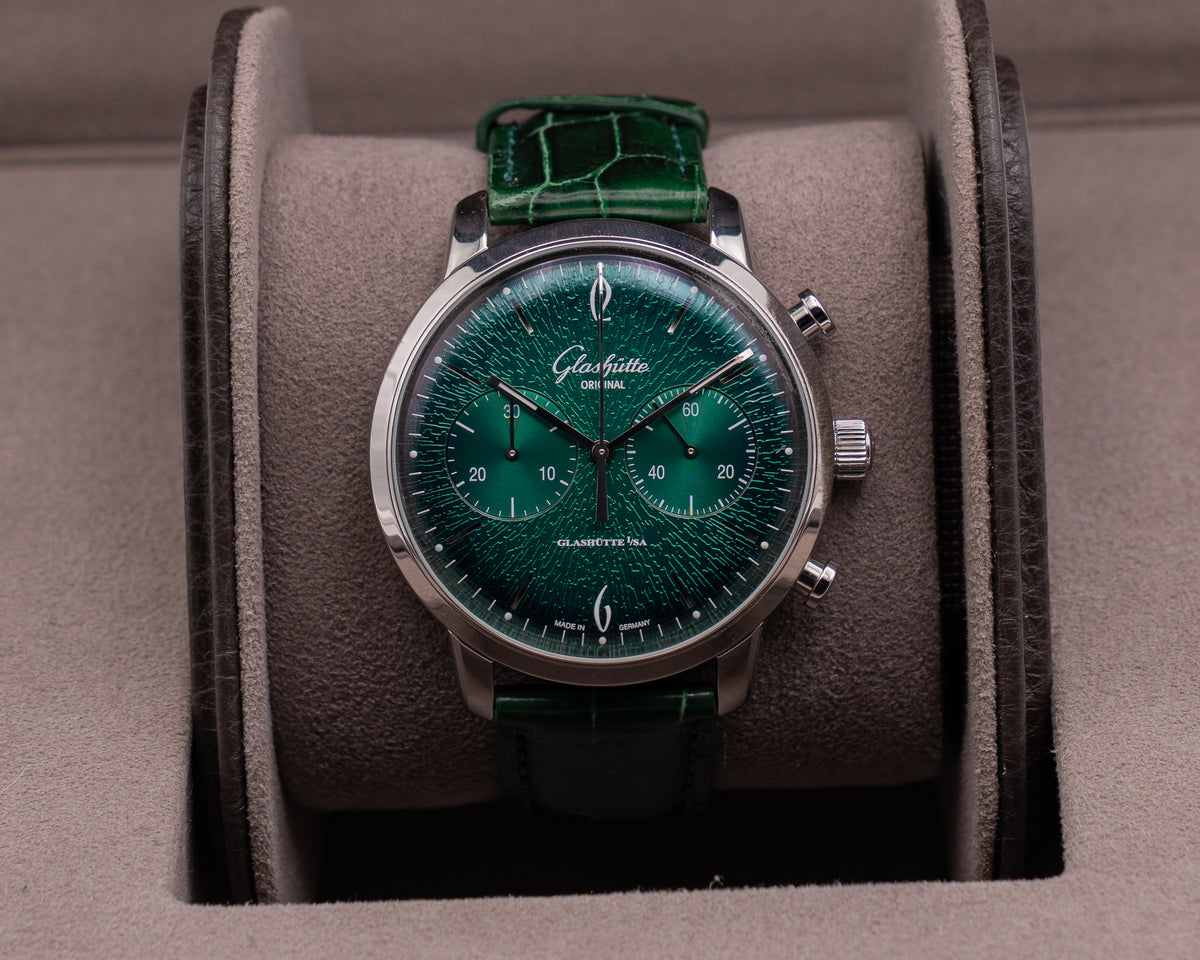 Glashütte Sixties Chronograph Annual Edition 42mm  1-39-34-05-22-04 Green Dial Green Strap Chronograph 2022