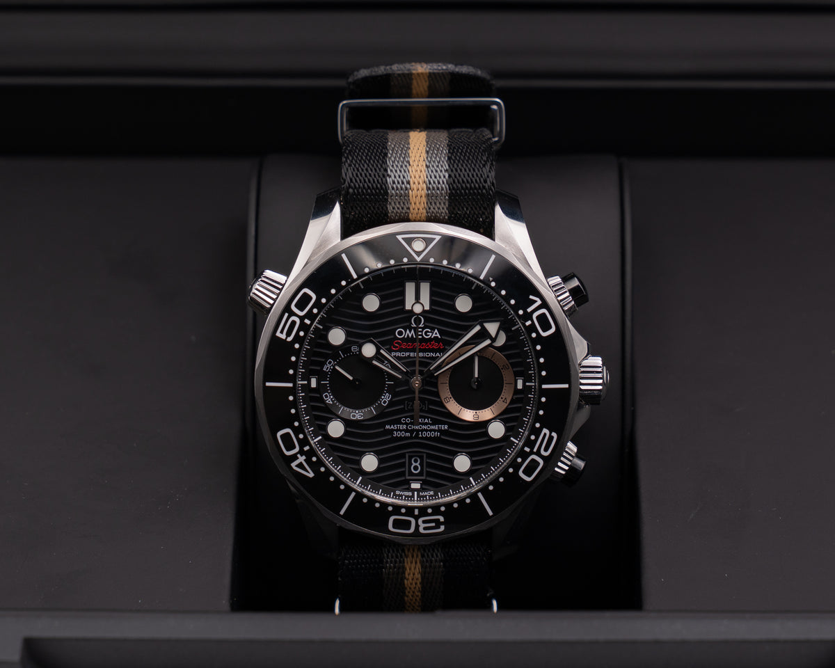 UNWORN Omega Seamaster Diver 300M "007 First Light" 44mm 210.32.44.51.01.002 Black Dial Textile Strap 2026