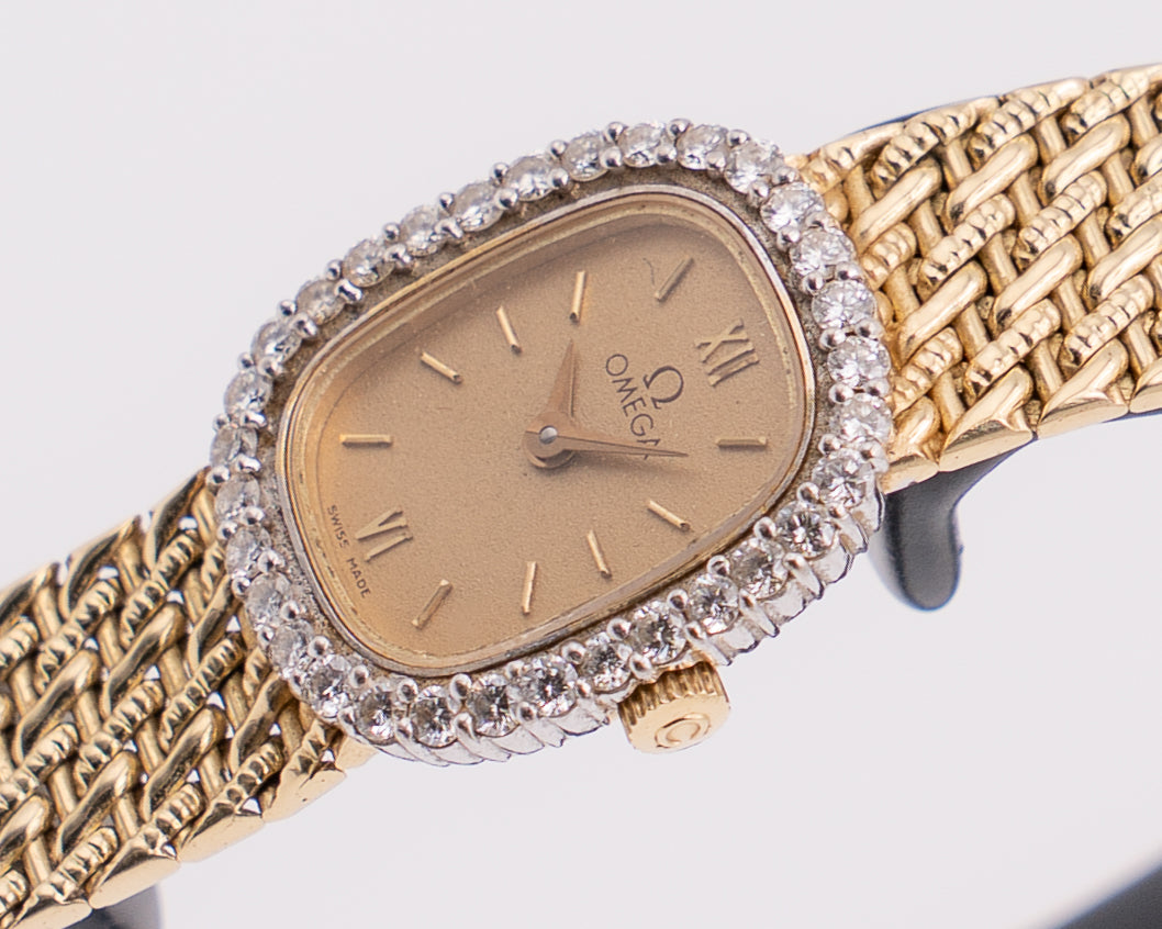 Vintage Omega Ladies Cocktail Watch Quartz 14kt solid gold