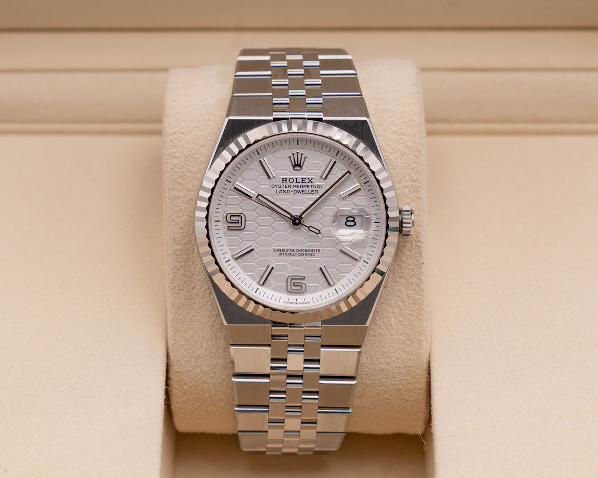 Unworn Stickers Rolex Land-Dweller 40mm 127334 2026
