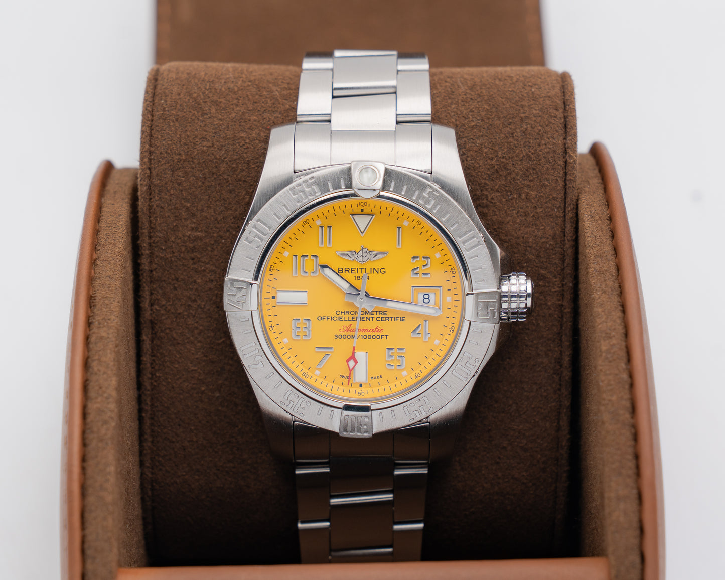 Breitling Avenger II Seawolf 45mm a17331101l1a1 Yellow Dial 2019