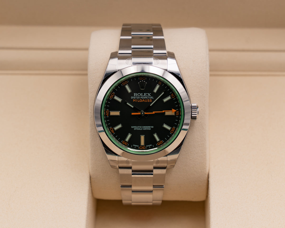 NEW OLD STOCK Rolex Milgauss GV 40mm 116400 Blacck Dial Green Crystal 2018