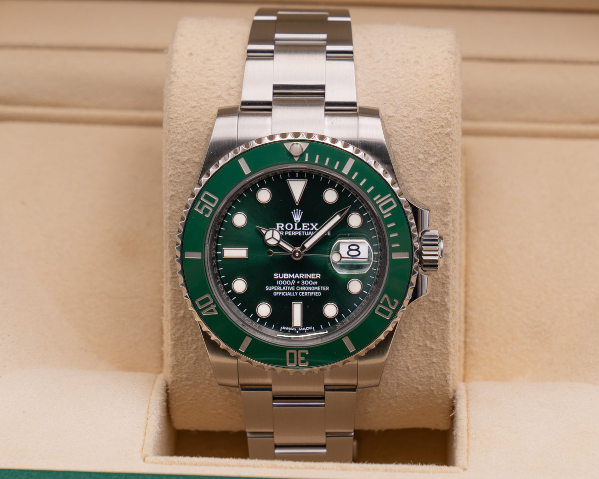 Rolex Submariner Date 116610lv  "Hulk" On Oyster 2018