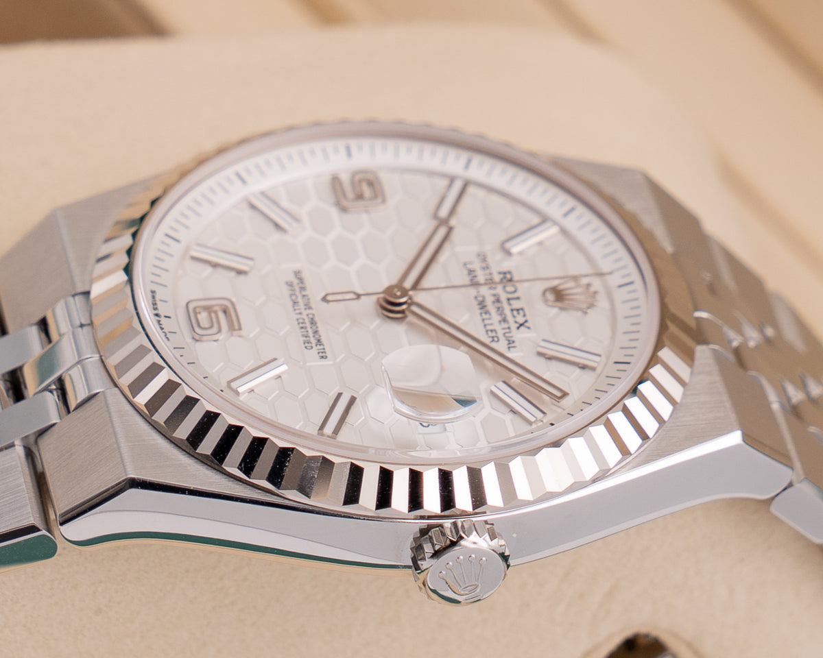 Rolex Land-Dweller 40mm 127334 White Dial 2026