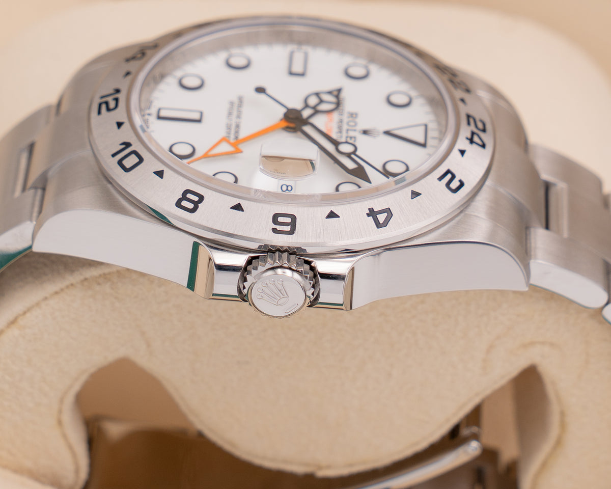 Unworn Rolex EXPLORER II 42mm 226570 White Dial 2026 Wooden Card