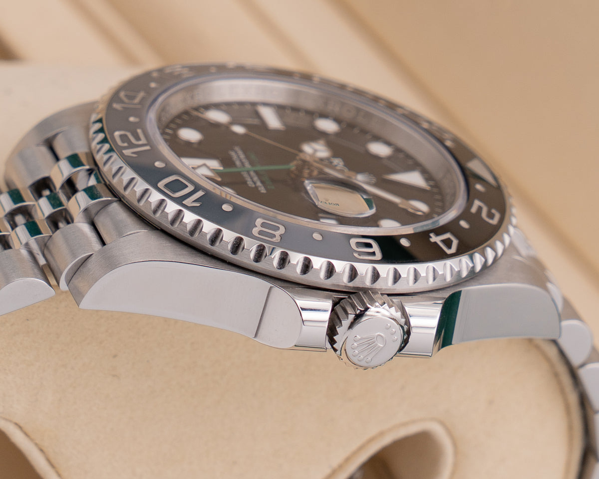 Rolex GMT Master II 40mm 126710GRNR Bruce Wayne Wood Card 2026