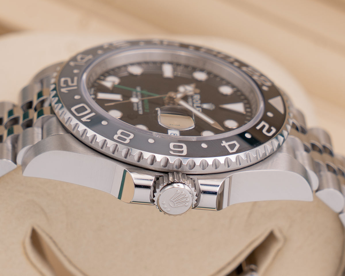 Rolex WOOD CARD GMT-Master II 40mm 126710GRNR "Bruce Wayne" On Jubilee 2026