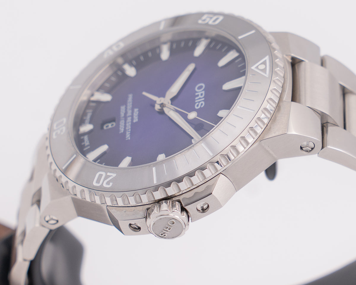 Oris Aquis Date 43.5mm  01 733 7789 4158-07 8 23 04PEB Open Date
