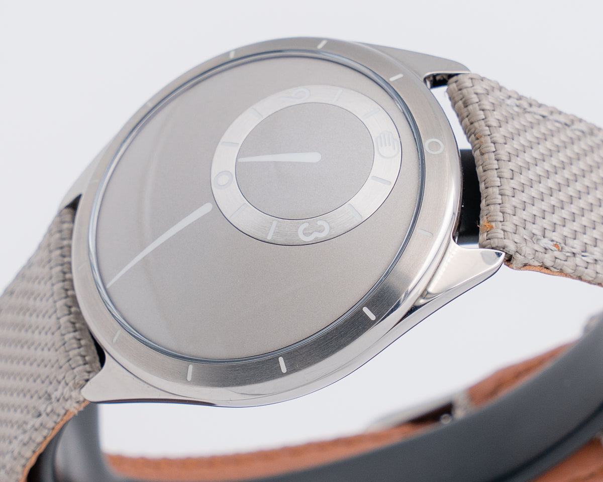 Ressence 39mm Type 9 G Grade 5 Titanium Manual Wind 2026
