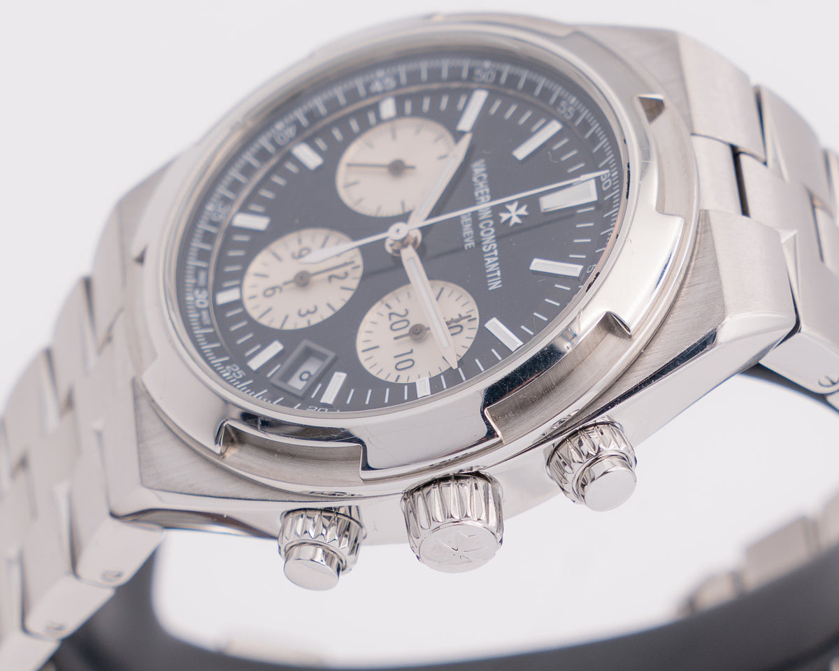 Vacheron Constantin Overseas 42.5mm 5500V/110A-B481 Reverse Panda Chronograph 2019