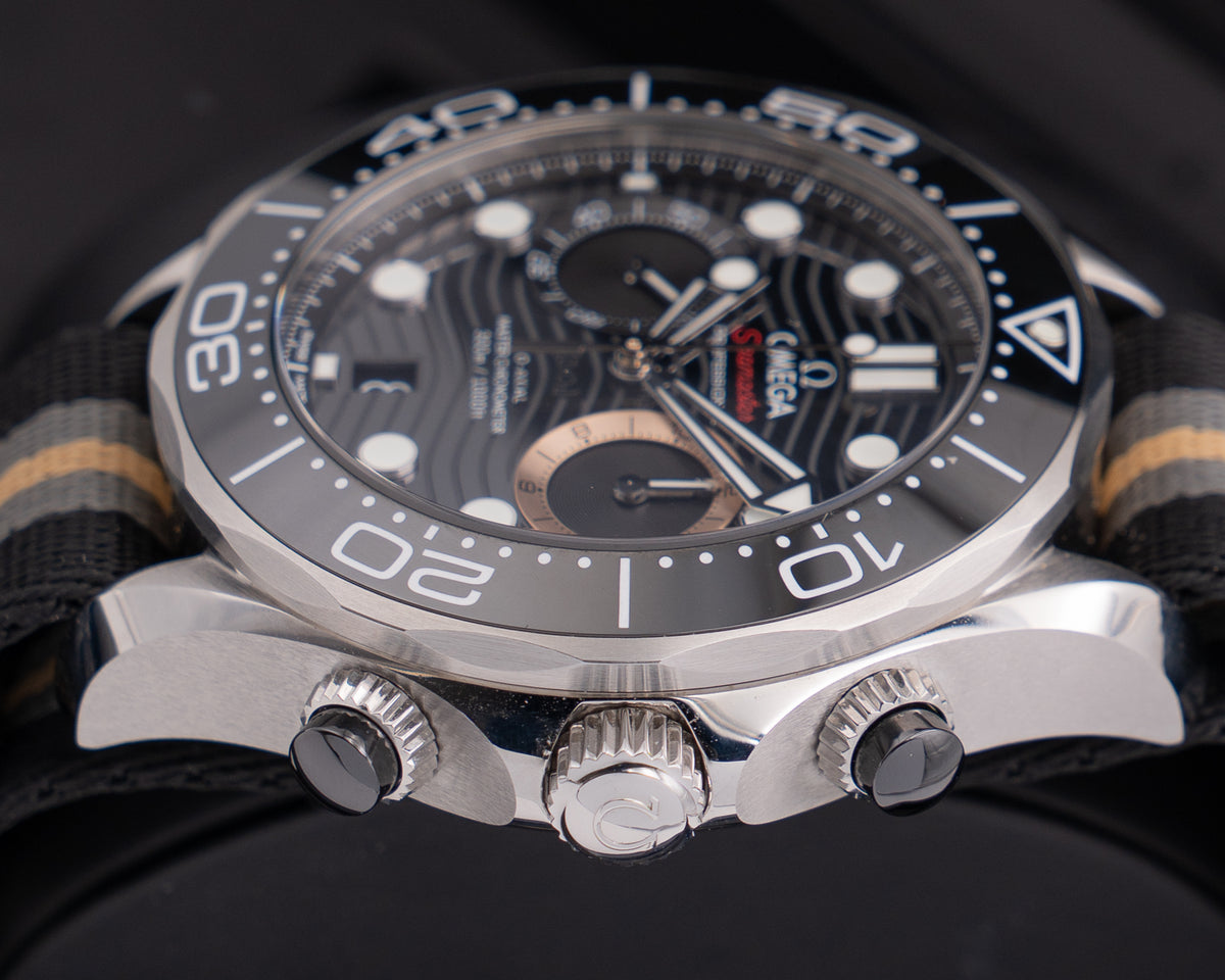 UNWORN Omega Seamaster Diver 300M "007 First Light" 44mm 210.32.44.51.01.002 Black Dial Textile Strap 2026