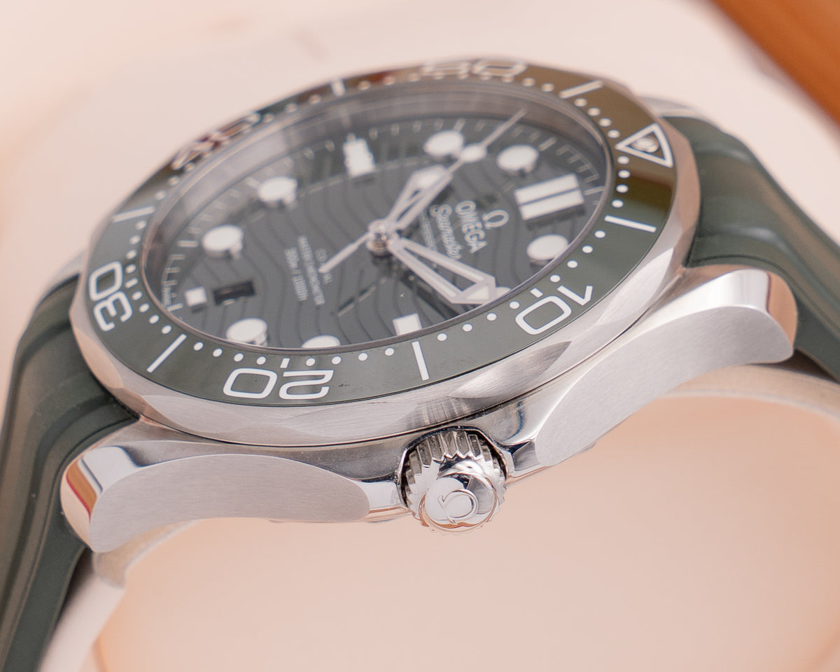 Omega Seamaster 300M 42mm 210.32.42.20.10.001 "Seaweed" Green