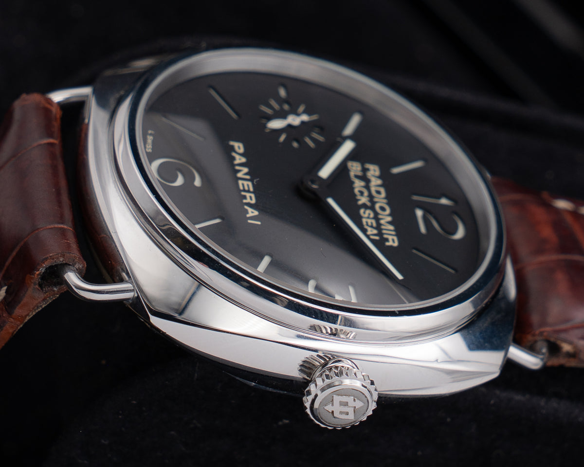 Panerai Radiomir Black Seal 44mm pam00183 Brown Leather Strap 2006