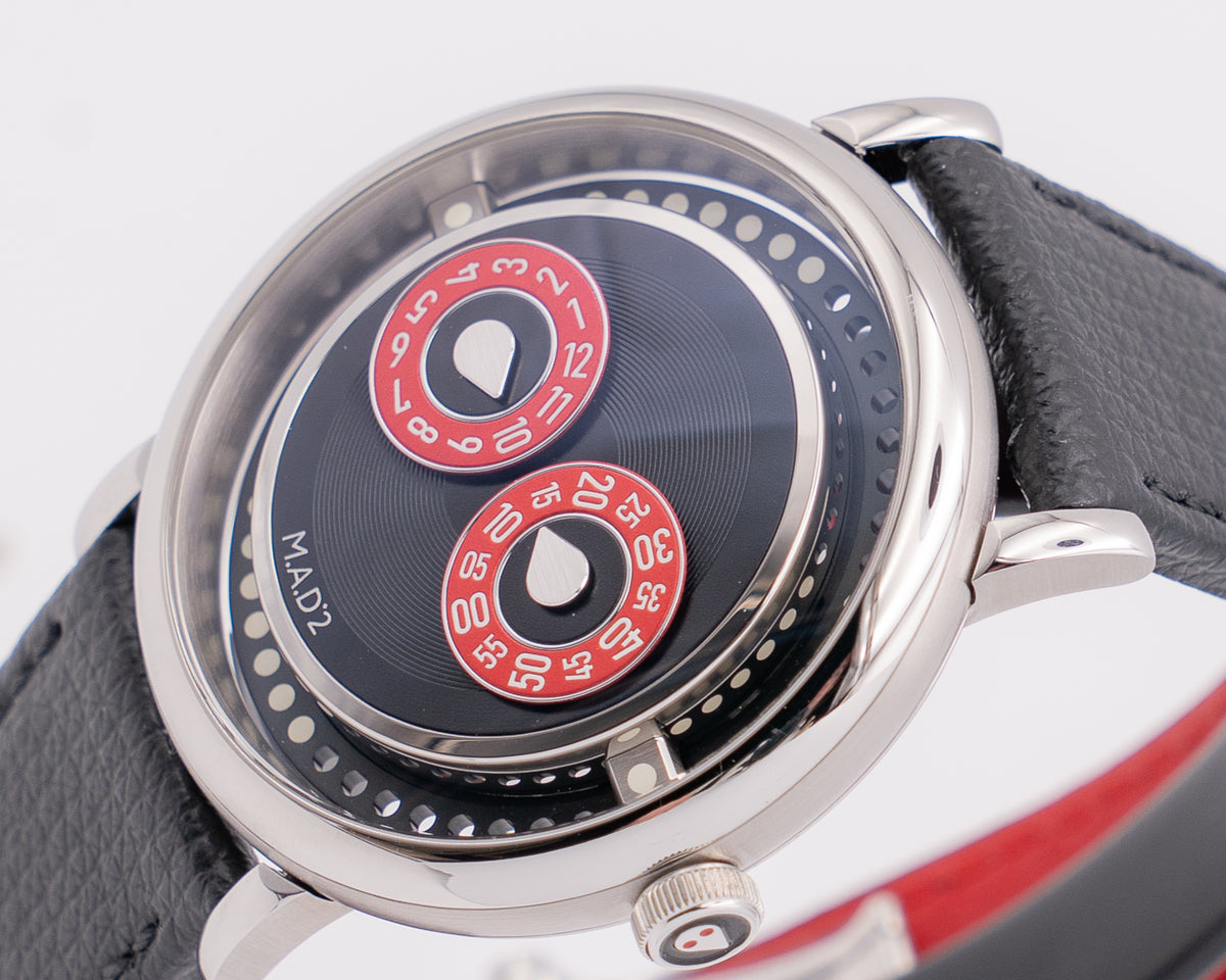 UNWORN M.A.D 2 42mm R&B Red And Black 2026
