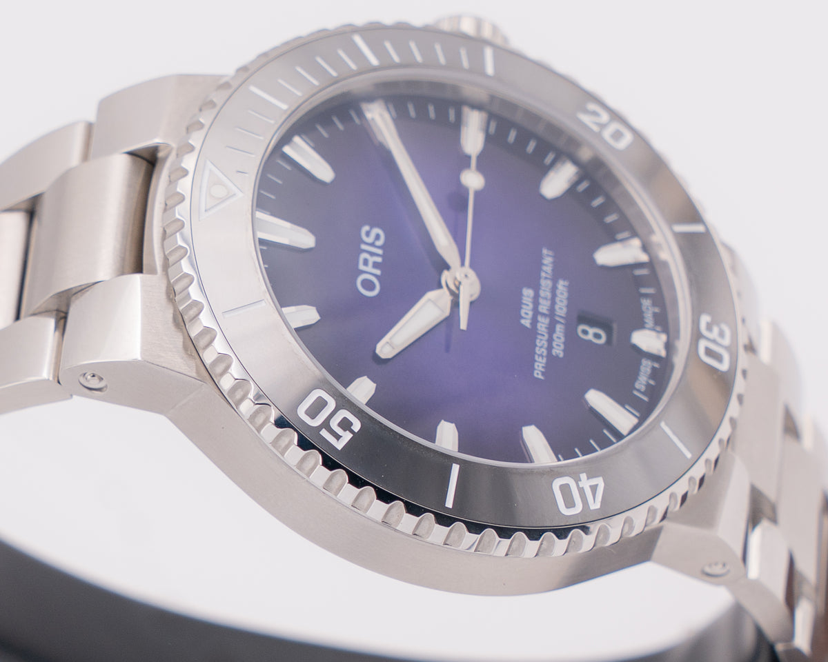Oris Aquis Date 43.5mm  01 733 7789 4158-07 8 23 04PEB Open Date