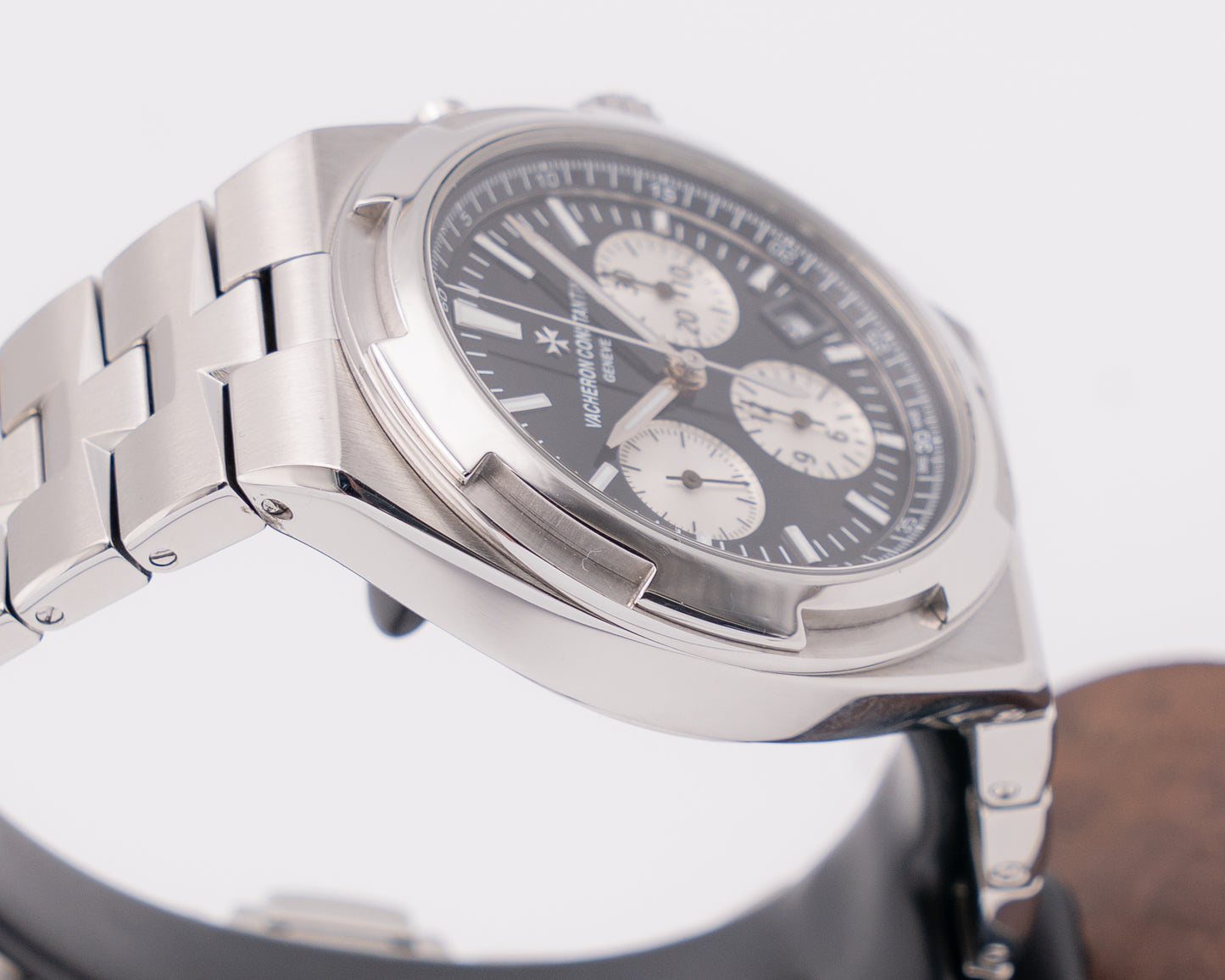 Vacheron Constantin Overseas Chronograph 42.5mm 5500v  Black 2019