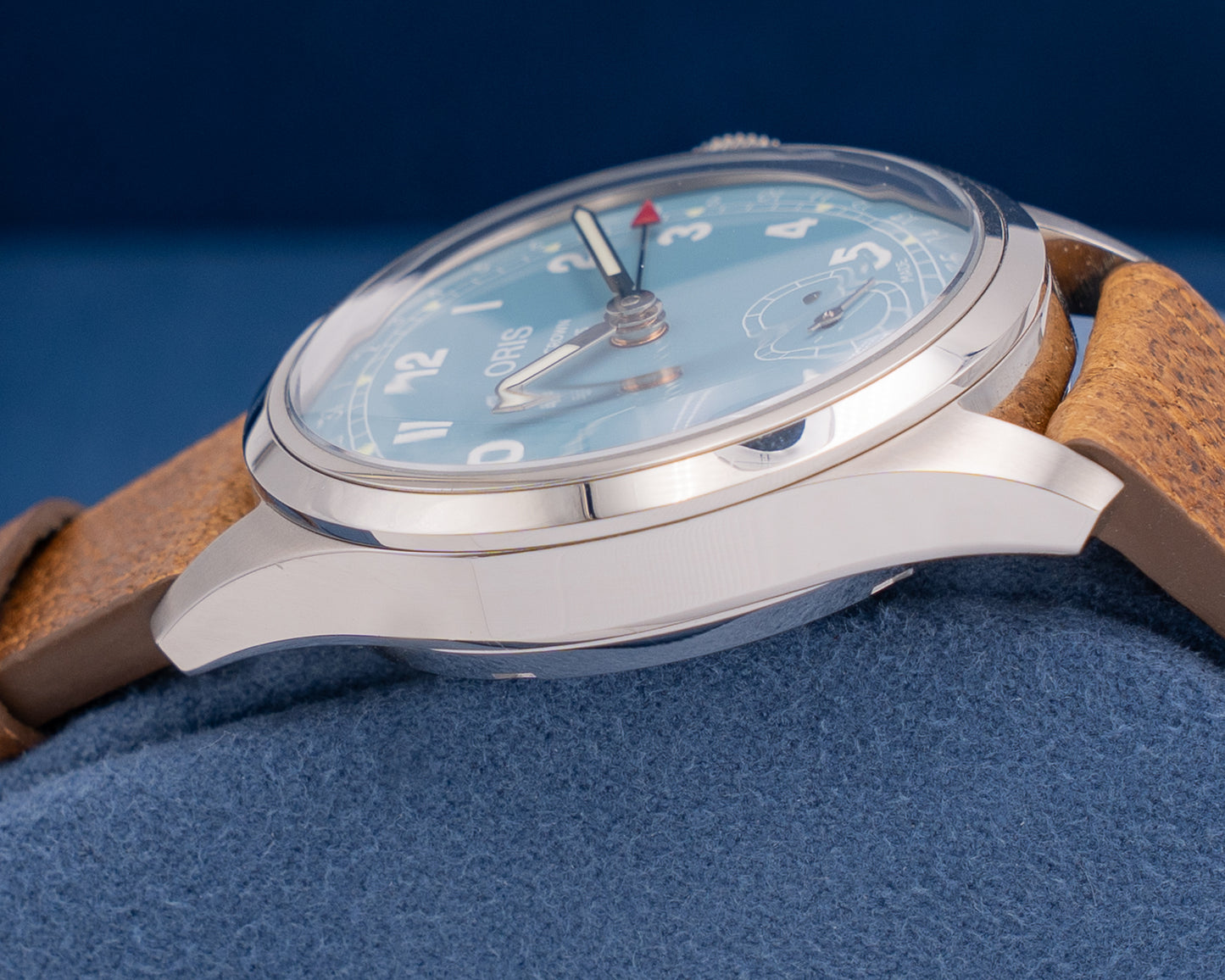 UNWORN STICKERED Oris Big Crown Pointer Date Calibre 473 38mm Lagoon Blue Dial Leather