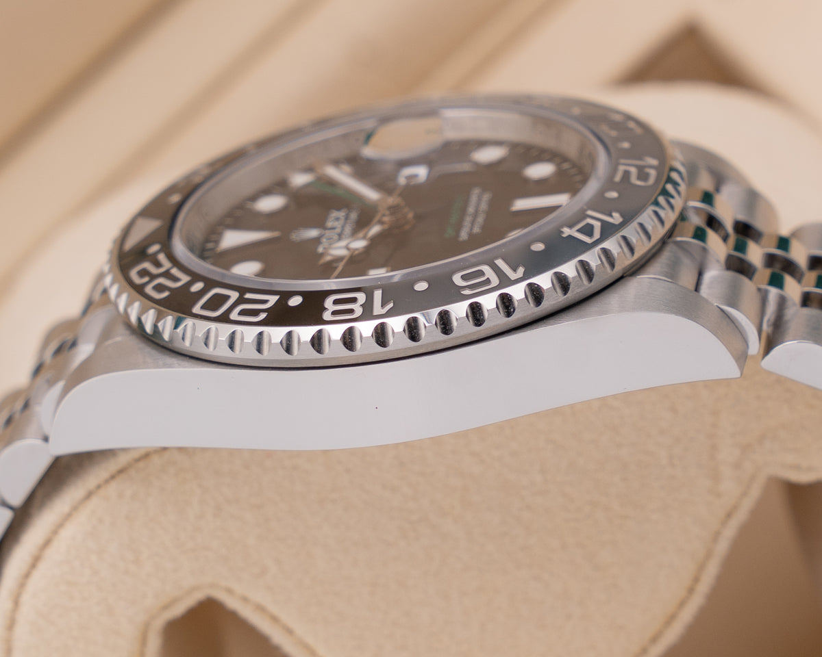 UNWORN Rolex GMT Master II 40mm 126710GRNR Bruce Wayne 2026