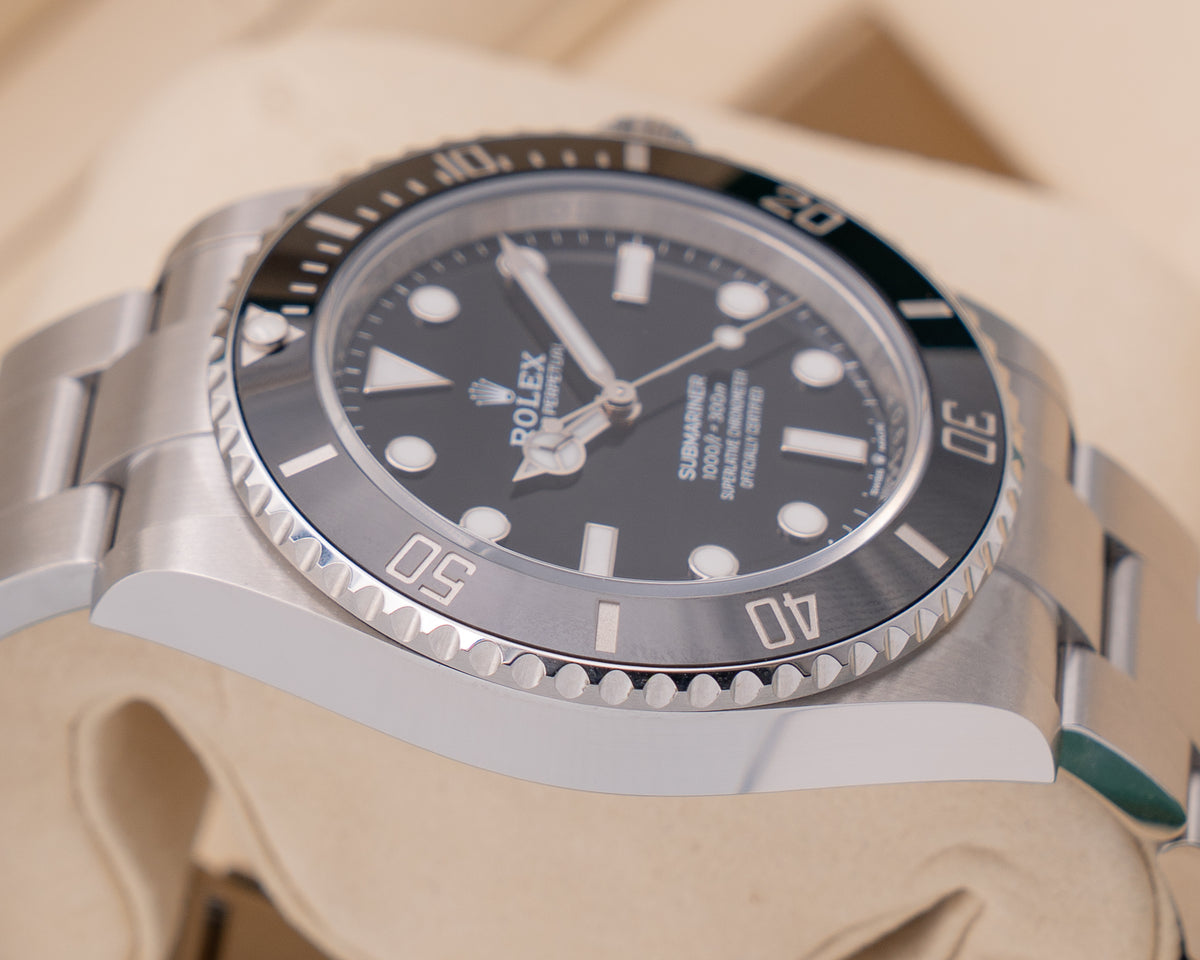 Unworn Rolex SUBMARINER 41mm 124060 On Oyster 2025